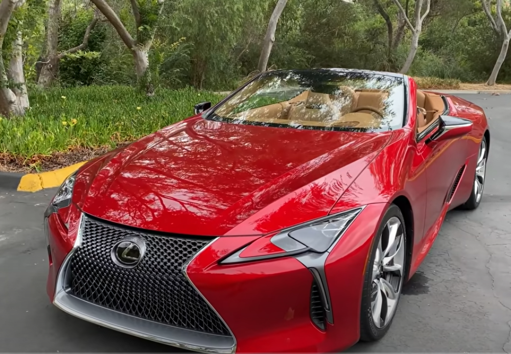 Japanska policija dobila Lexus LC 500, pogledajte kako to izgleda