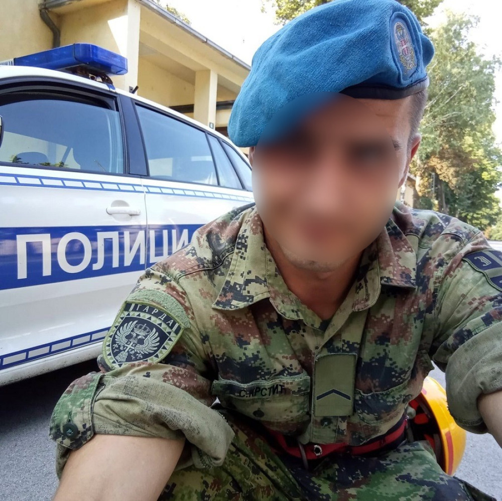 Profesionalni vojnik se obesio posle raskida s devojkom?