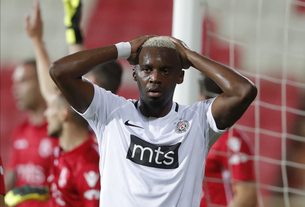 Hrabri Radnički srušio Partizan, prelep gol Pantelića za tugu Grobara ispred stadiona!