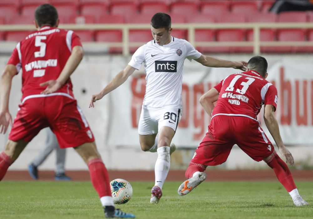 Ova "kifla" Partizan može da košta titule (VIDEO)