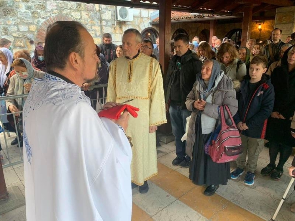 Sveta Petka penzionerki Zorki učinila čudo! Zbog ispovesti jedne vernice ispred crkve na Kalemegdanu još više ćete verovati u ovu zaštitnicu