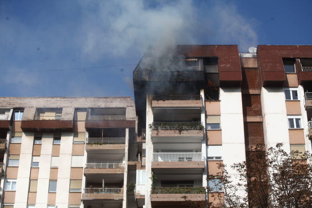 Otkriveno stanje devojke koja je povređena u požaru na Dorćolu!