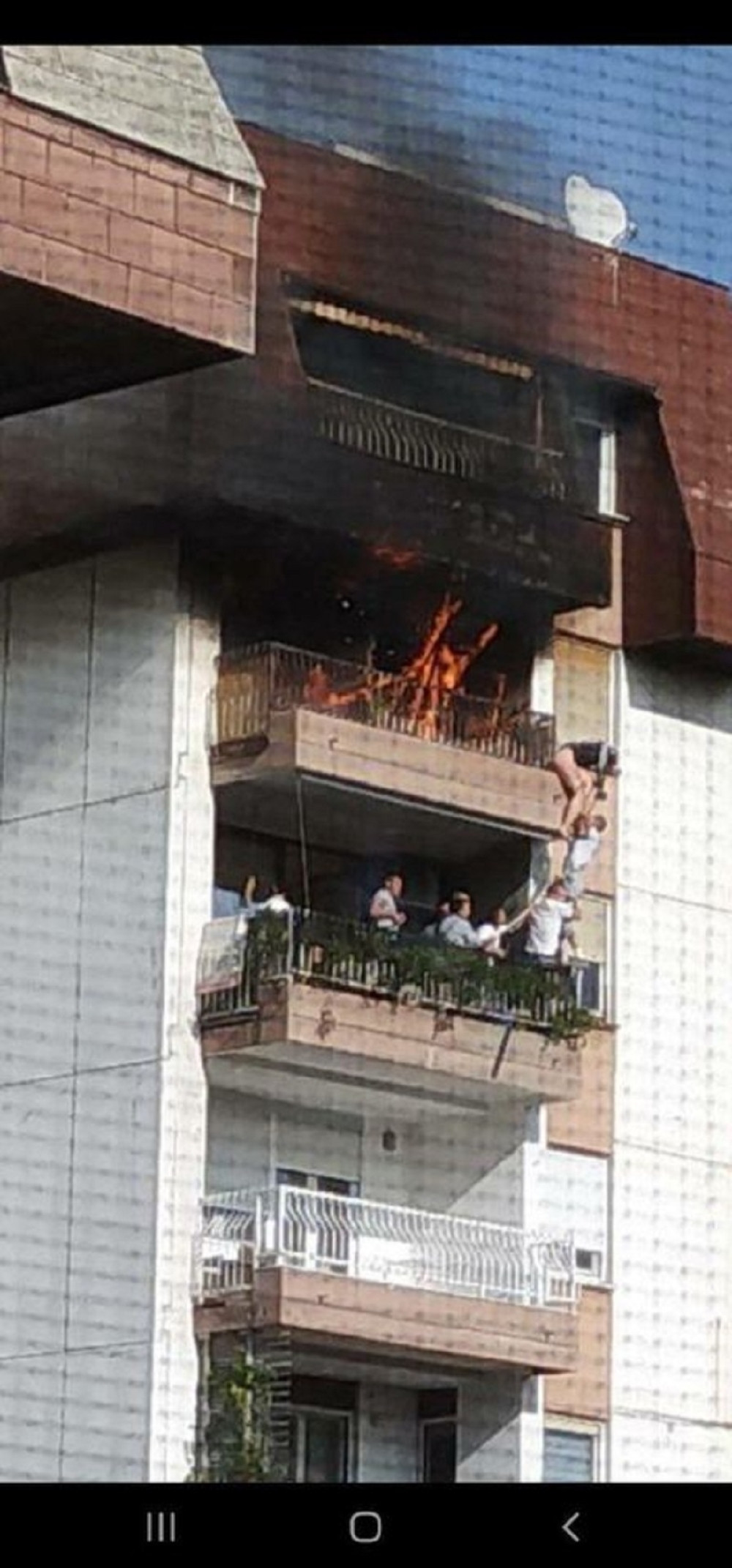 Sahranjena Minja, devojka koju su izvukli iz požara na Dorćolu