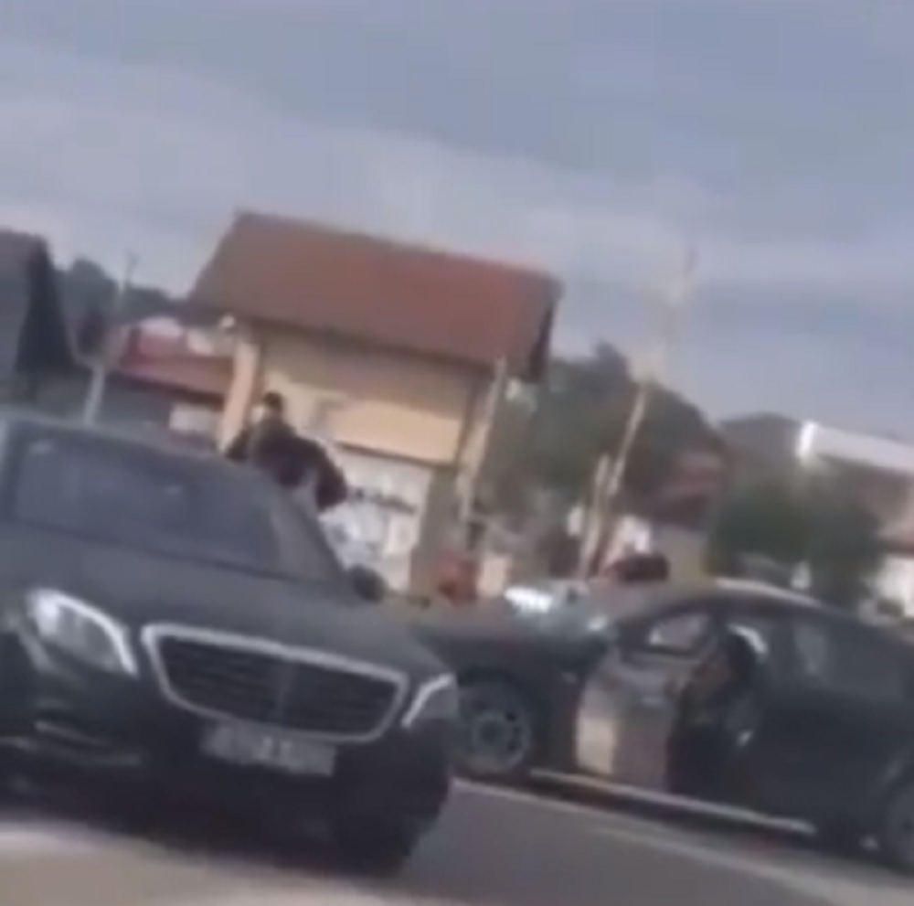 Haos u Bosni! Otac poznatog fudbalera se nasred ulice tukao sa MMA borcem! (VIDEO)