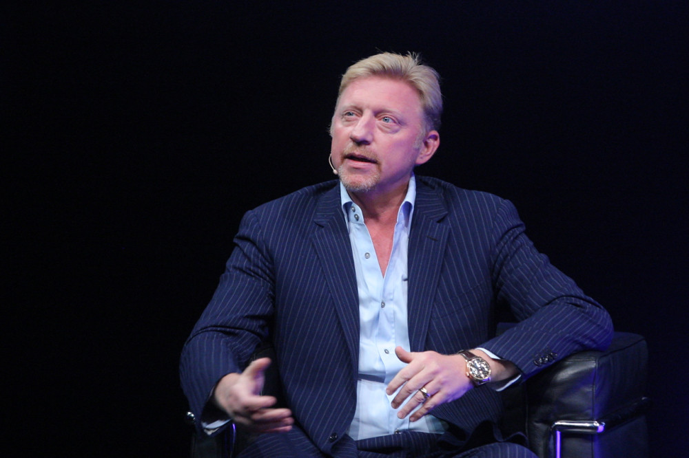 Beker smislio način kako da se izvuče iz finansijske krize