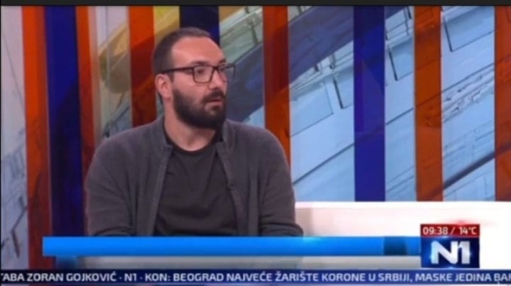 Svako ko pljuje po Srbiji i Vučiću zbog ponašanja u vreme korone, neka pogleda ovaj video!