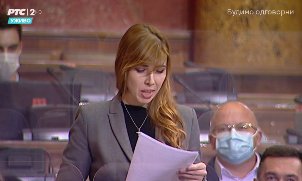 Poslanica SPS repovala u Skupštini, onda se oglasio Dačić: Evo šta je rekao za nastup Mihailovićeve (VIDEO)