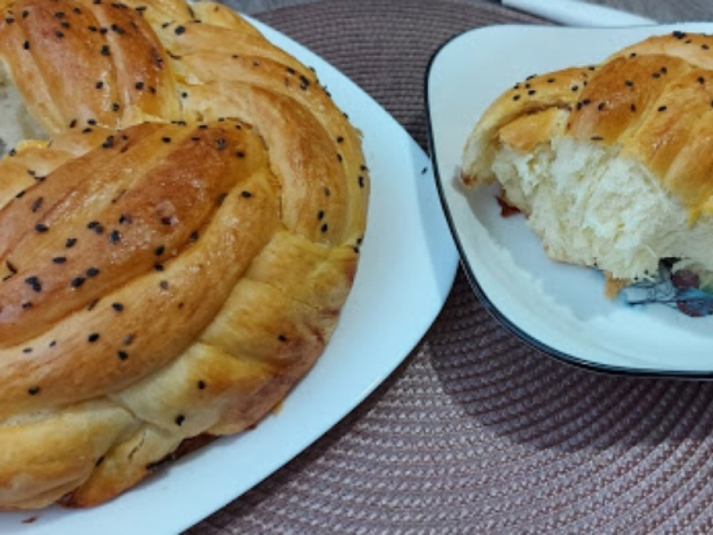 Pletena pogača izazov za iskusne domaćice KORAK PO KORAK!