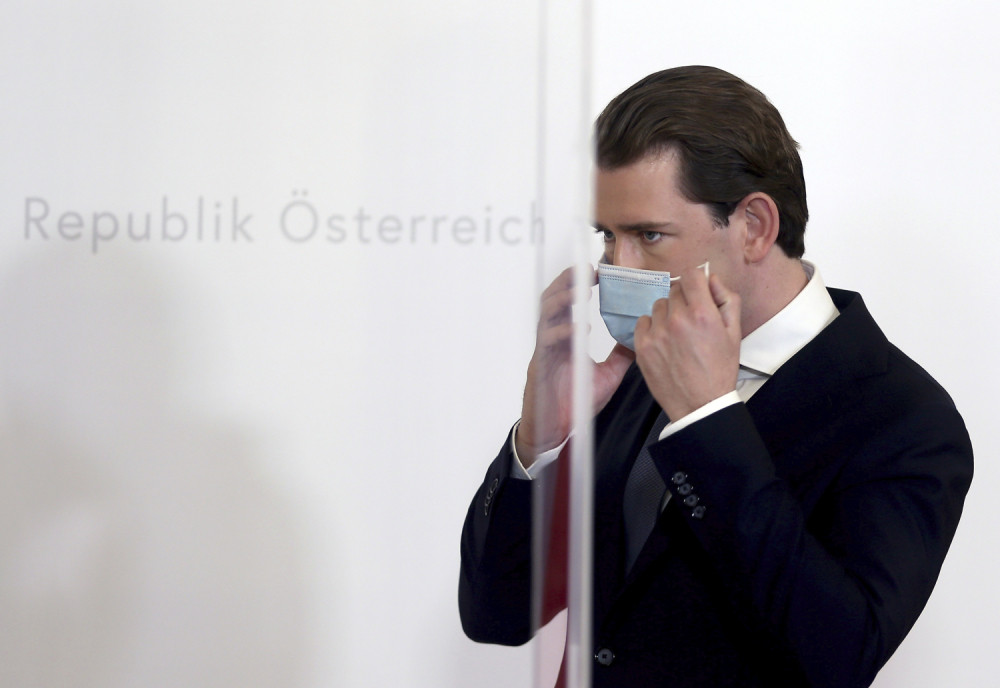 Gradonačelnici se vakcinisali preko reda, on im oštro odbrusio!