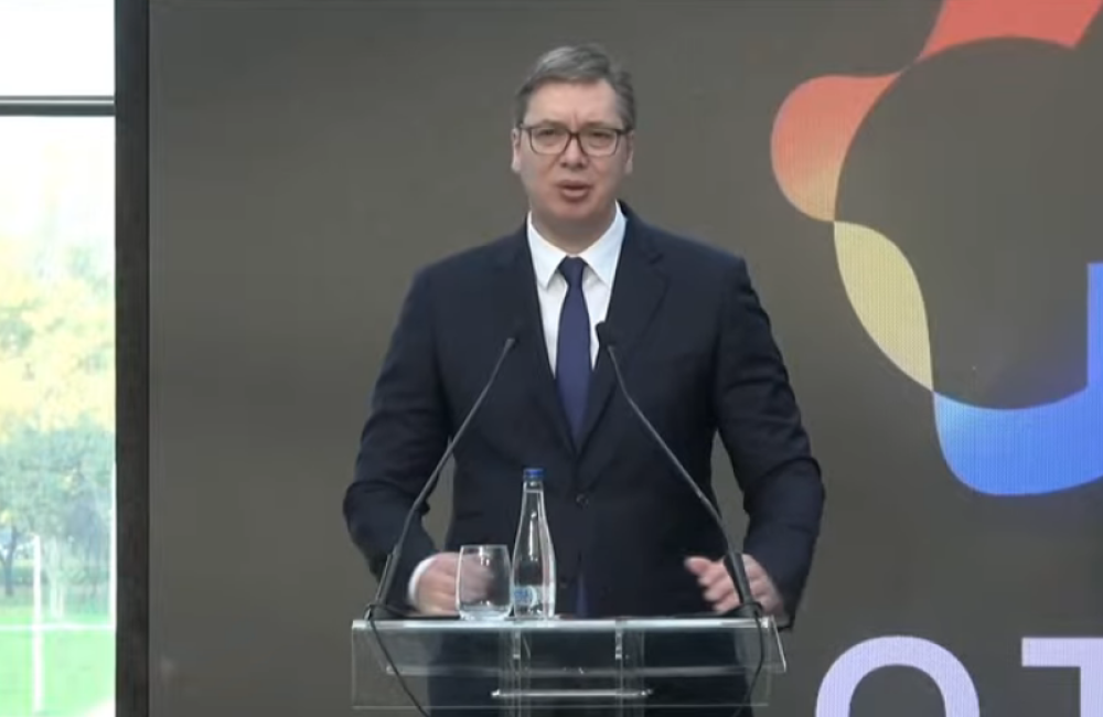 Vučić ide u Crnu Goru na sahranu Amfilohija