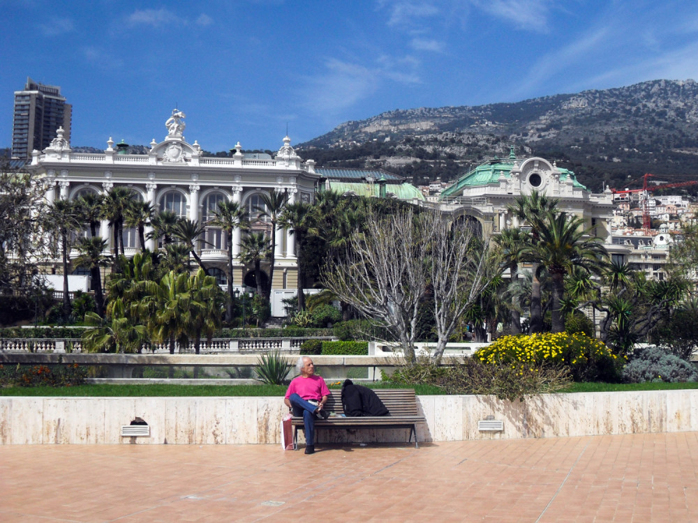 Još jedna država u Evropi uvodi mere uključujući  i noćni policijski čas