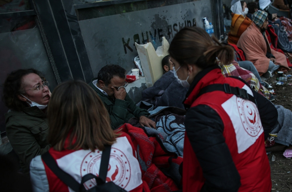 Pronalaze sve više mrtvih ispod ruševina!