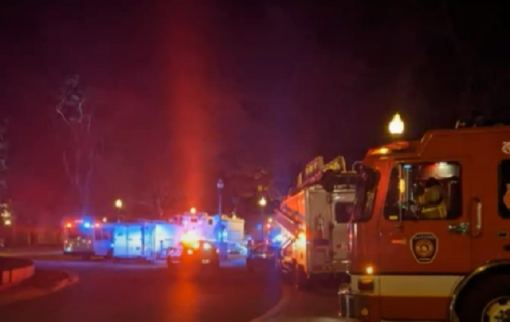 Muškarac obučen u srednjevekovni kostim ubio dvoje ljudi, petoro ranio!  (VIDEO)