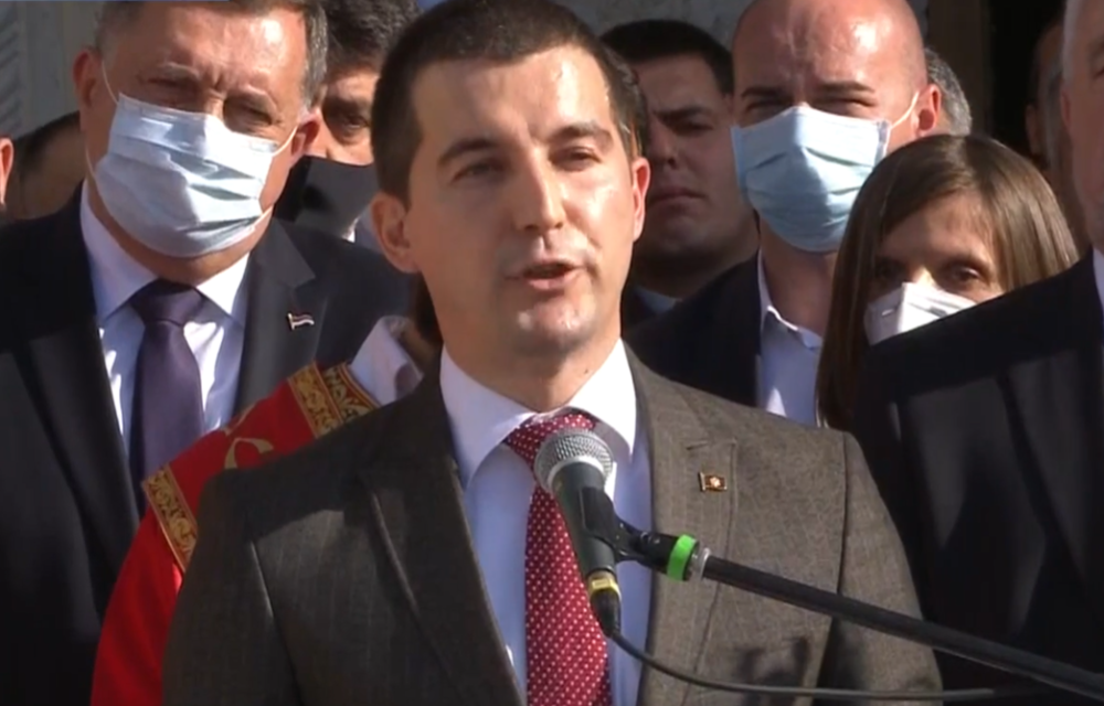 Aleksa Bečić: "Od Amfilohija se moramo oprostiti, ali se nikada nećemo rastati"