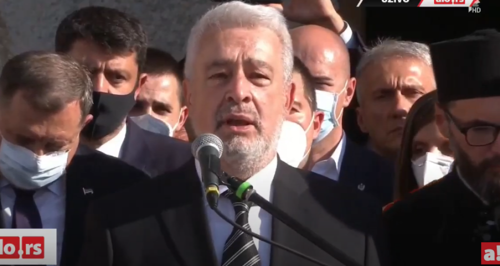 Krivokapić objavio da nije pozitivan na koronu, a onda ga je jedan komentar pokopao i otkrio izdaju!