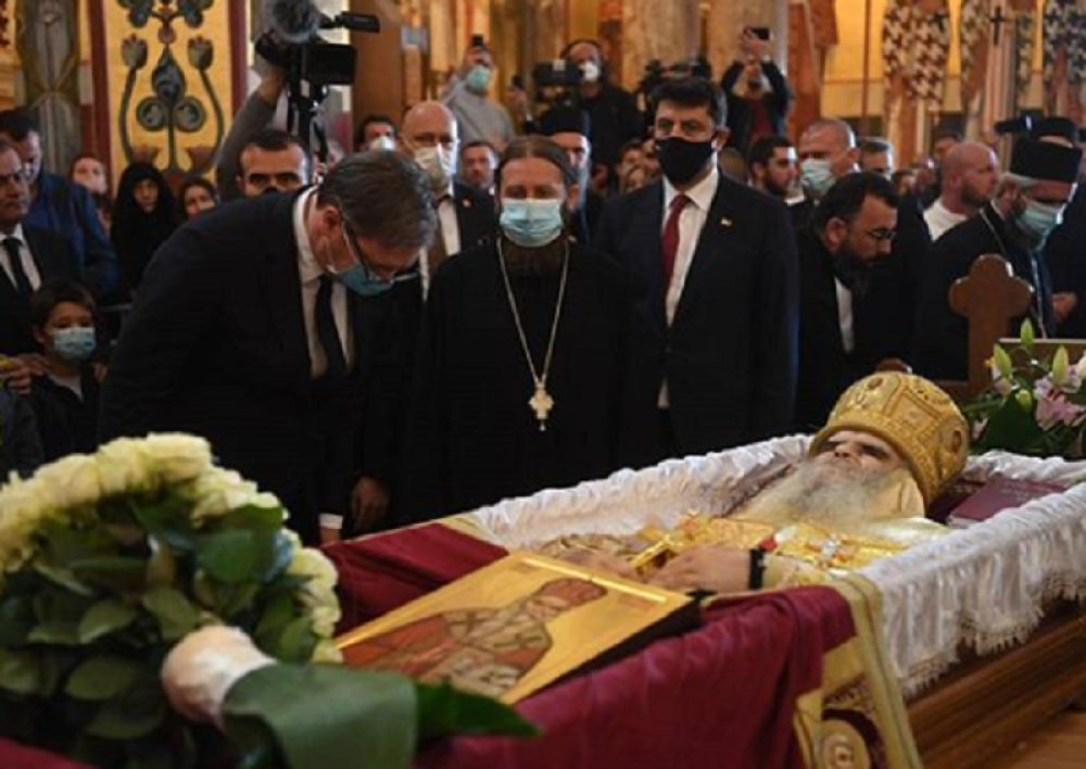 Predsednik Vučić se oglasio na Instagramu nakon sahrane Amfilohija (FOTO)