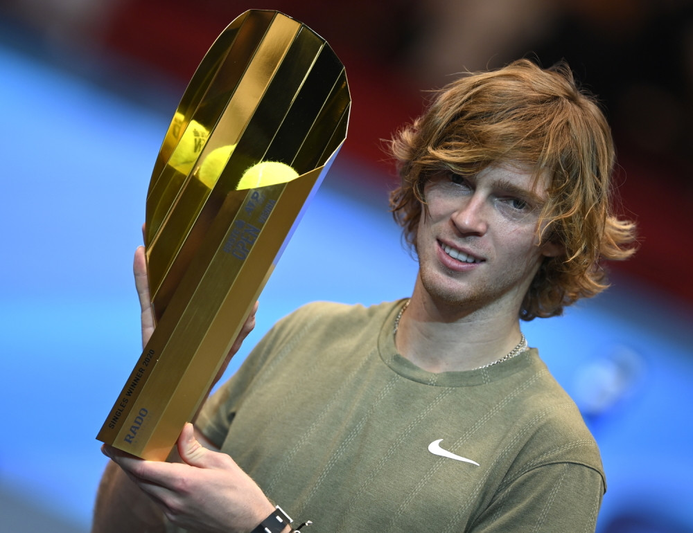 Rus osvetio Đokovića u Beču, ali ga i pretekao, pa sad Srbin nije najbolji