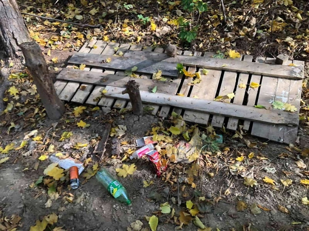 Uništena „downhill“ staza koju su ručno pravila dvojica srednjoškolaca (FOTO)