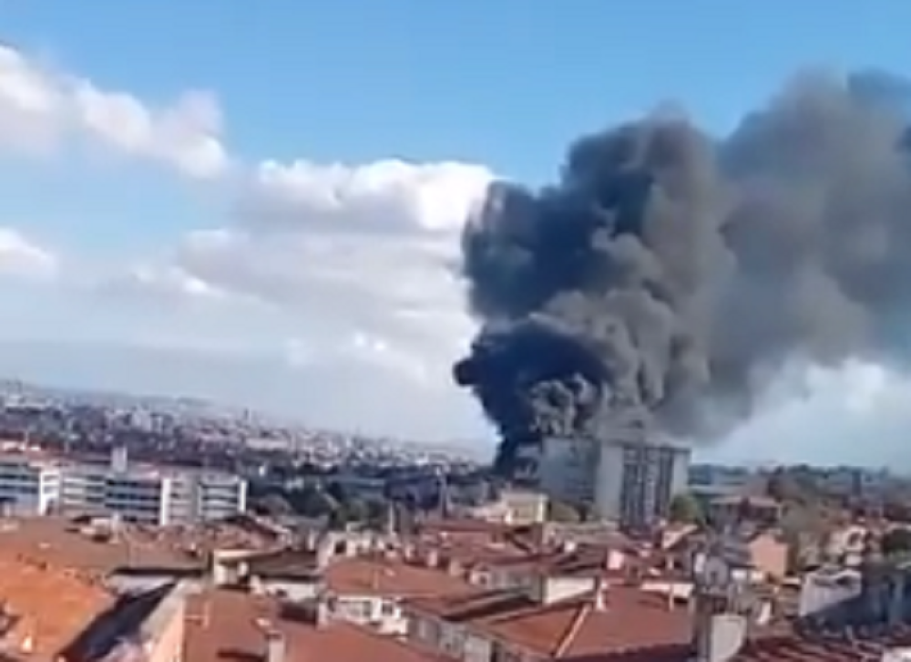 Požar zahvatio nekoliko spratova zdravstvene ustanove, čuju se detonacije (VIDEO)