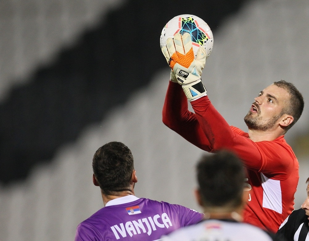Javor jedva do pobede sa igračem više uz promašeni penal (VIDEO)