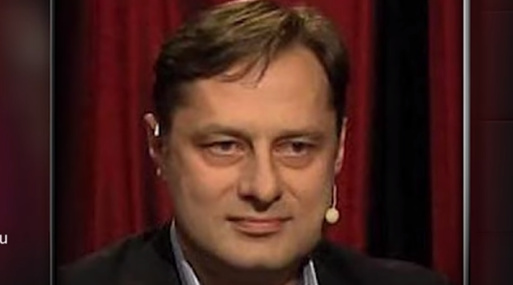 Vladimir ustreljen iz samostrela, upali mu u kuću dok je bio sa ženom (VIDEO)