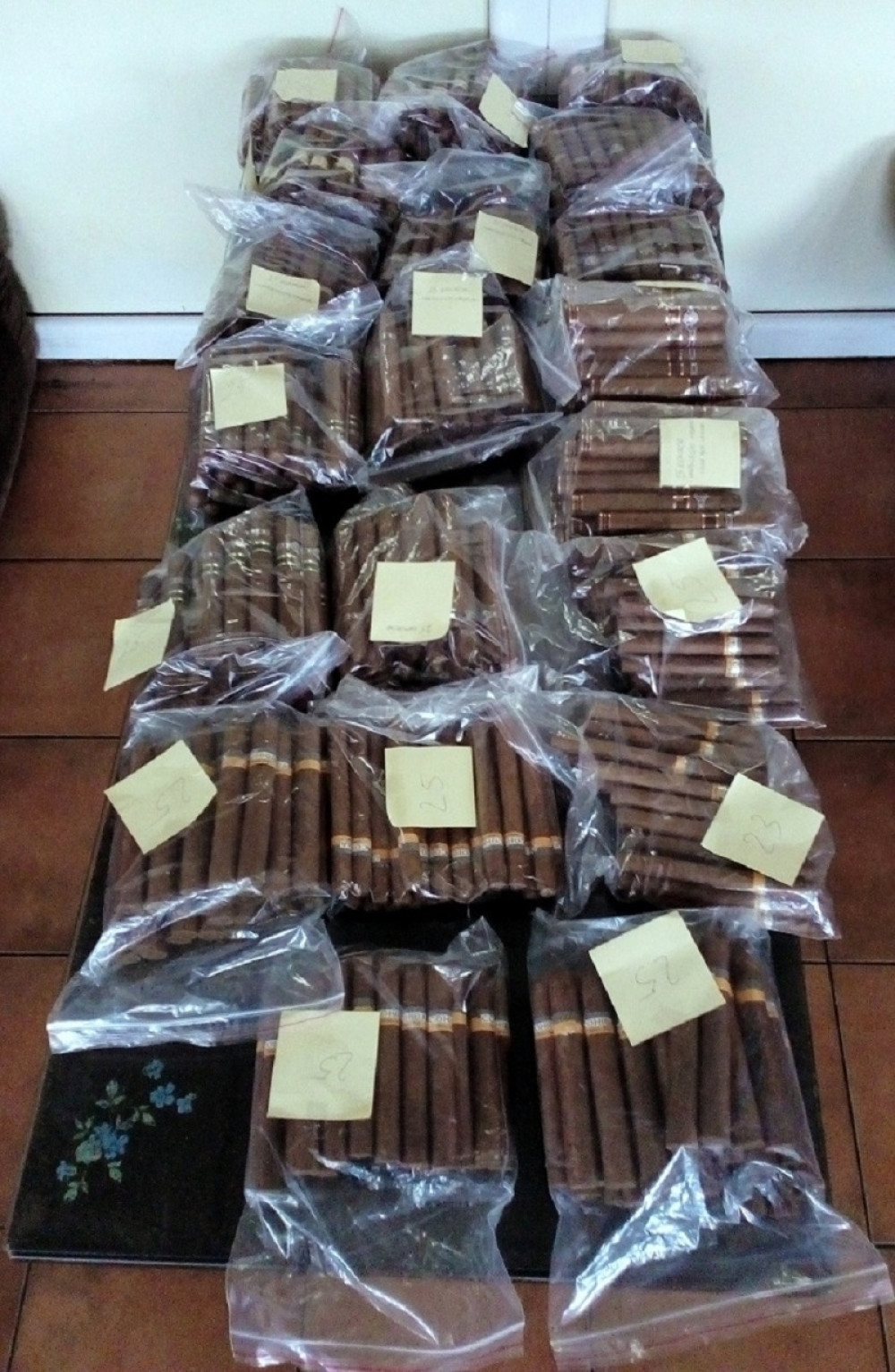 Tompuse krio ispod ležaja u kabini kamiona!