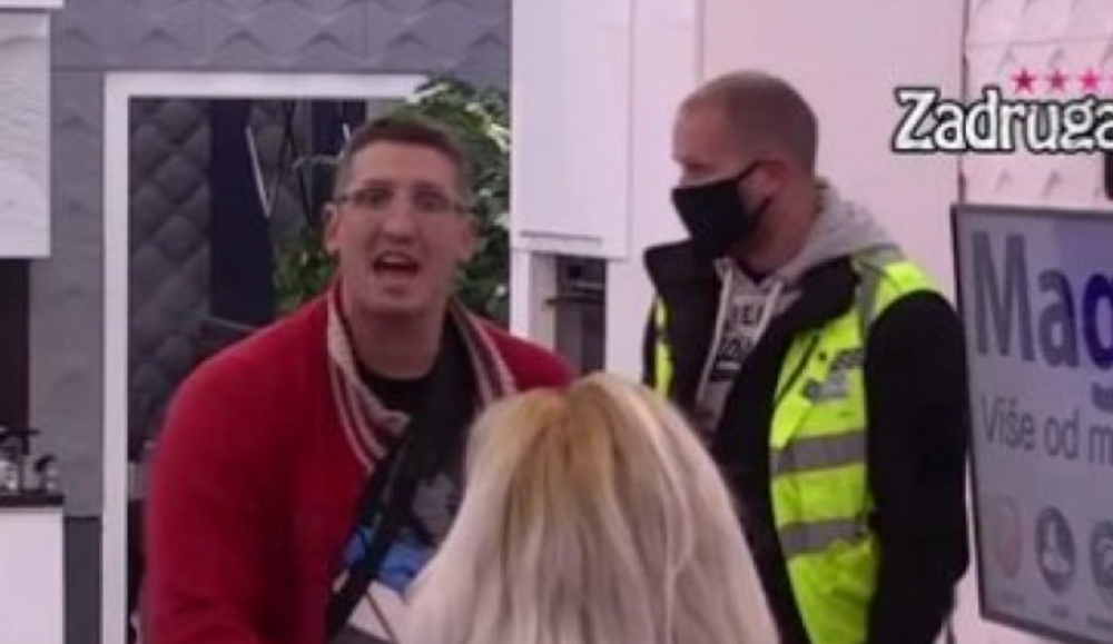 Odmah izazvao HAOS - pogledajte šta je uradio! Svi zanemeli zbog njegovog postupka, nije mu bilo dobro posle Stanije (VIDEO)