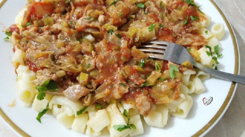 Italijanska pasta na srpski način: Testenina sa tunjevinom (VIDEO)