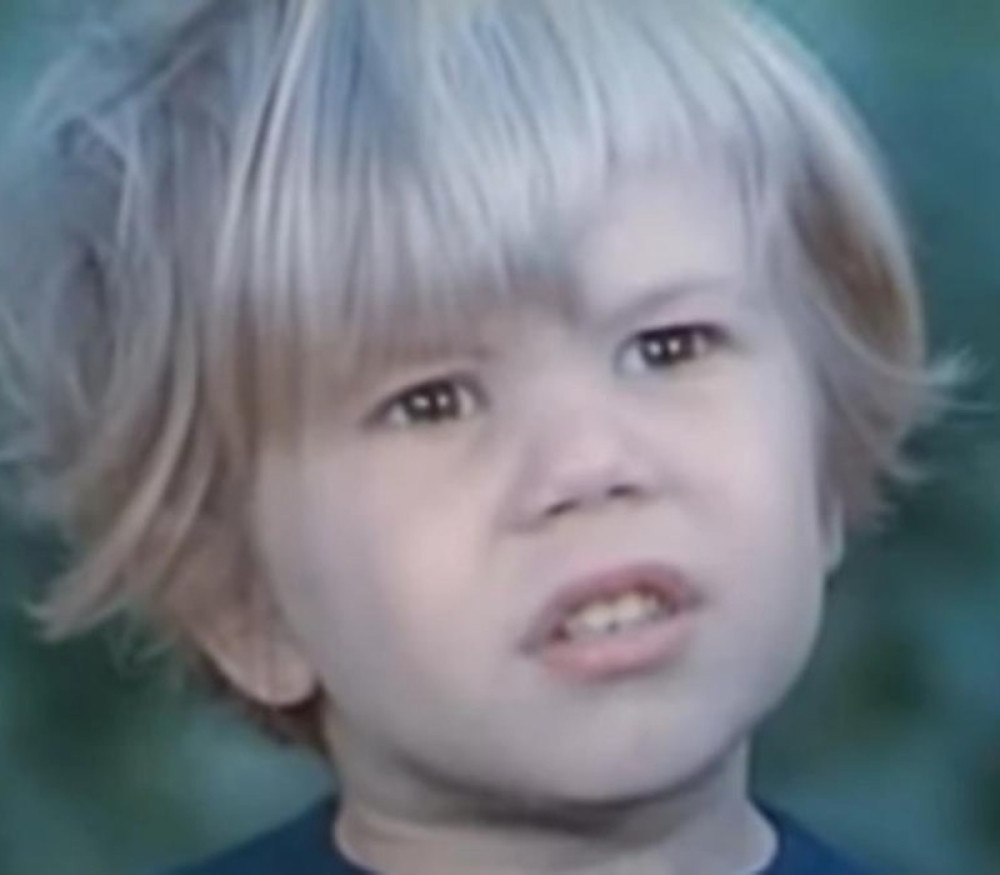 Debitovao je sa samo tri godine, otac mu je glumačka legenda, a preživeo je strašnu tragediju! (FOTO)