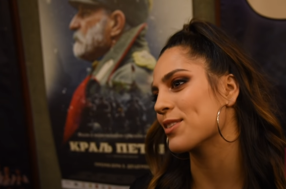 Volela bih da idem glumačkim putem Milene Dravić, a ne da budem majka petoro dece!