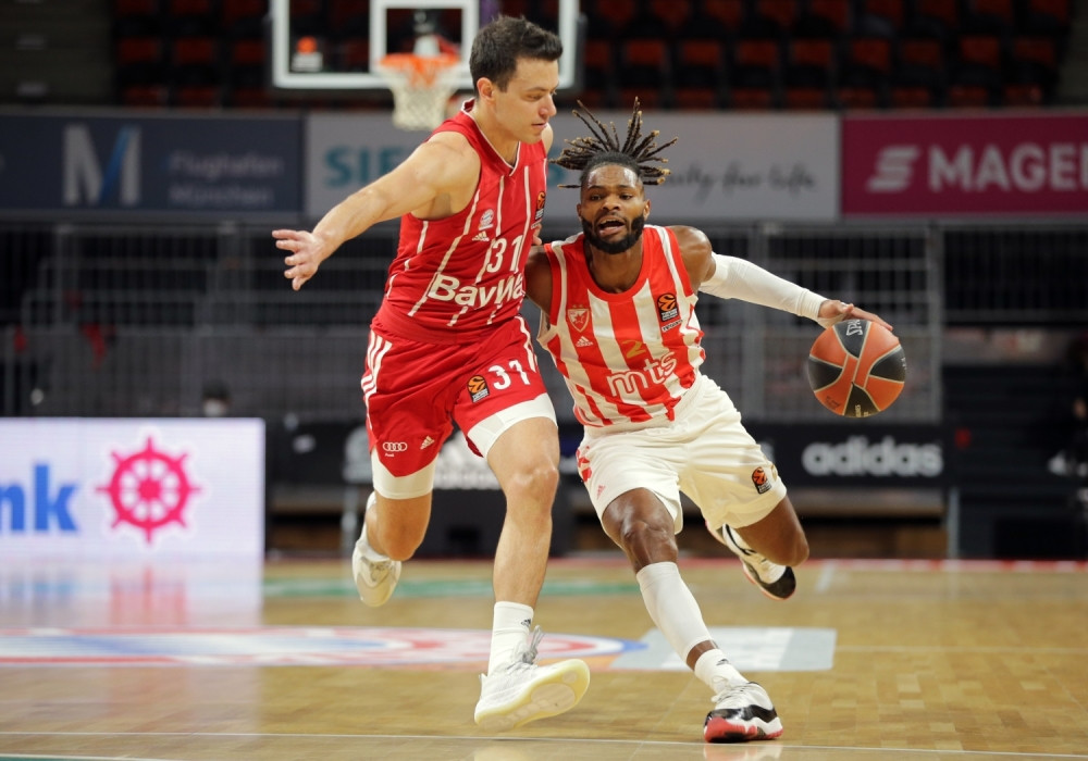 Neshvatljiv pad u poslednjih deset minuta koštao crveno-bele pobede, Lojd tragičar!