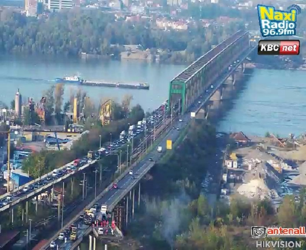 Oboren motociklista, čeka  se više od 40 minuta