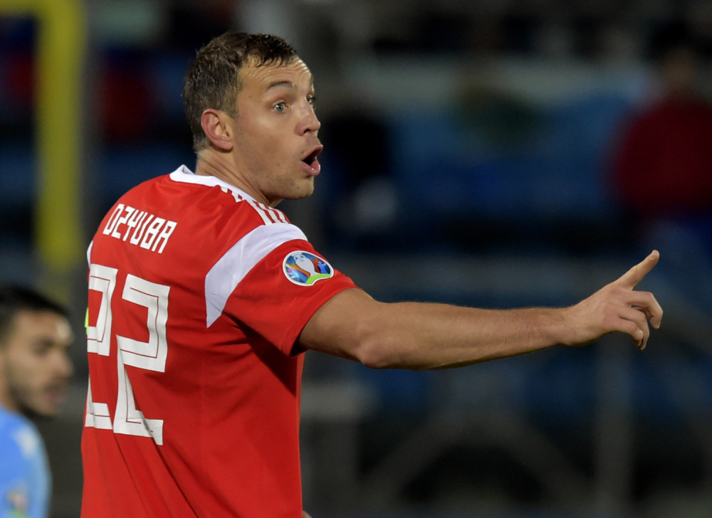 Propušta meč protiv Srbije, gubi kapitensku traku i izbačen je iz reprezentacije zbog masturbiranja! (FOTO)