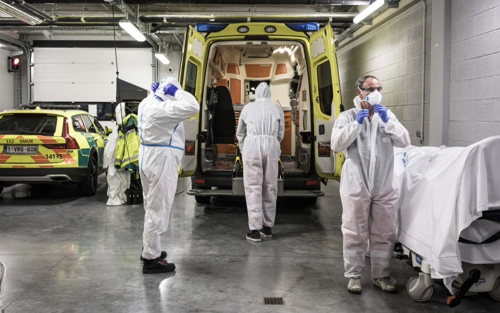 Novi soj korona virusa se brzo širi i povećava stopu infekcije