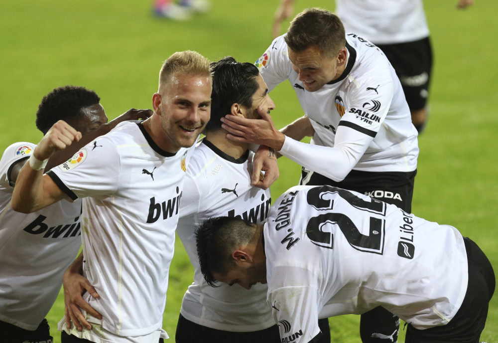 Ludilo na Mestalji! Četiri penala, autogol i debakl Kraljevića!