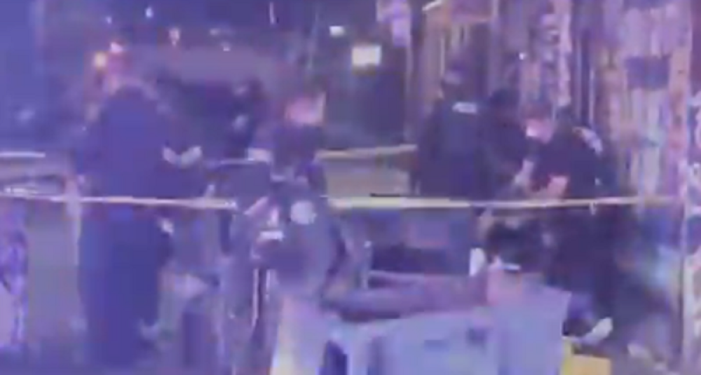 Ubijen čovek tokom proslave Bajdenove pobede u Sijetlu! (VIDEO)