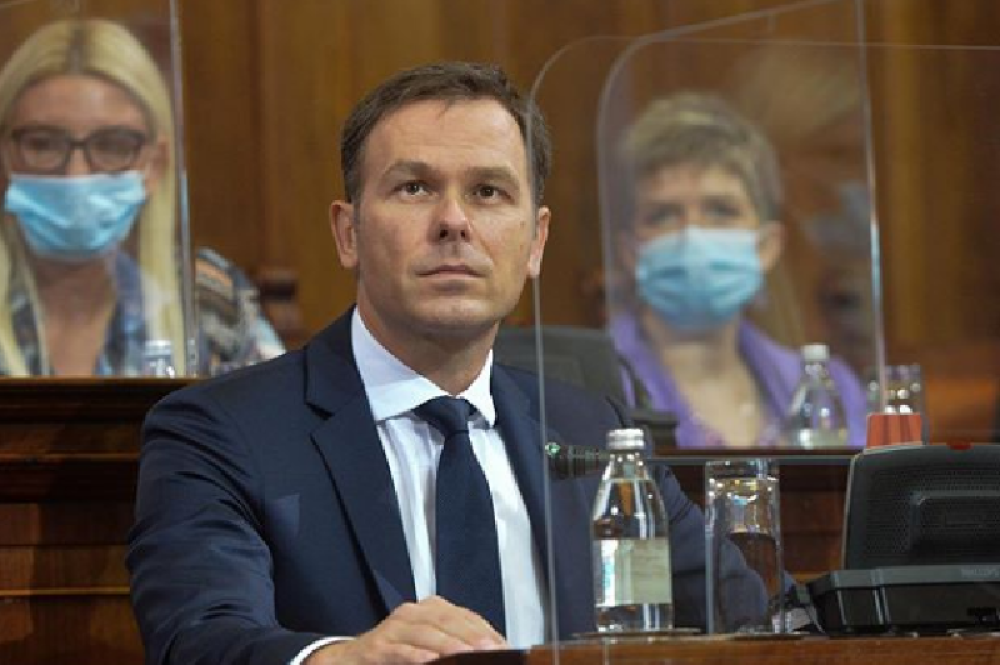 Ministar Mali otvoreno o svim temama koje zanimaju građane: Otkrio je šta će biti sa platama, penzijama i dinarom