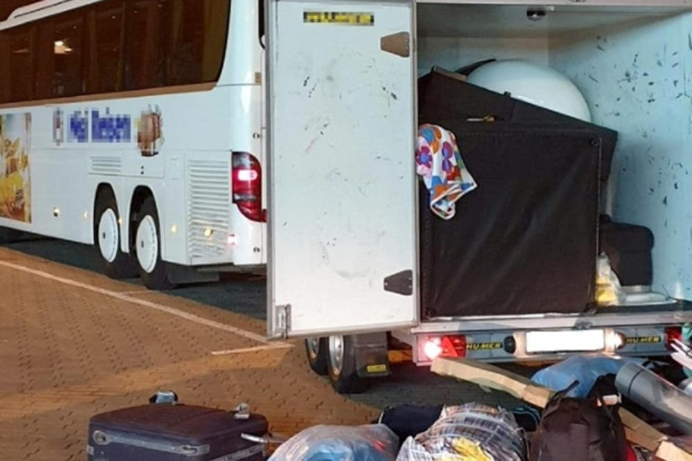 Carinicima na Horgošu bio sumnjiv autobus iz Sofije, a kada su čuli šta je vozač rekao, odmah započeli detaljan pretres
