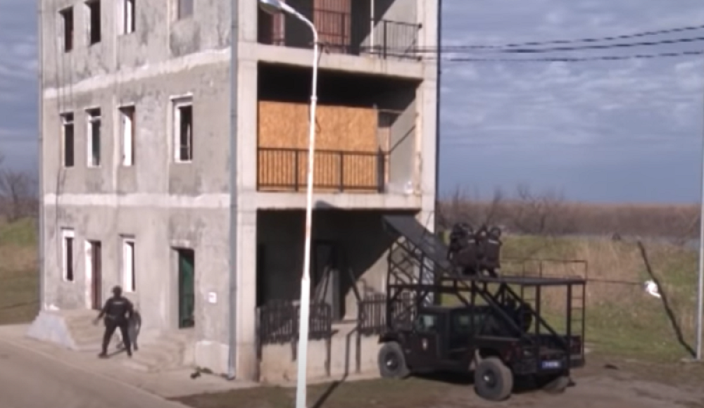 Na gradilištu na Dedinju pronađena bomba