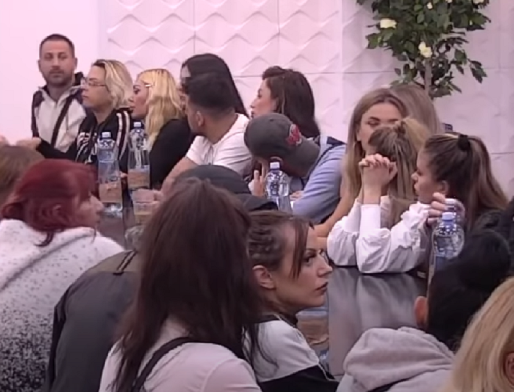 Ove četiri zadrugarke su se zajedno bavile "najstarijim zanatom" u Bujanovcu! (VIDEO)