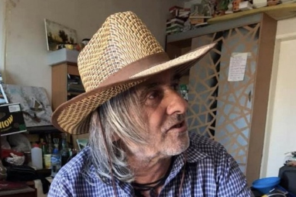 Neki su se previjali, a drugima su suze same lile od bolova i vreline: Ljudi hoće da isčupaju sopstvene zube