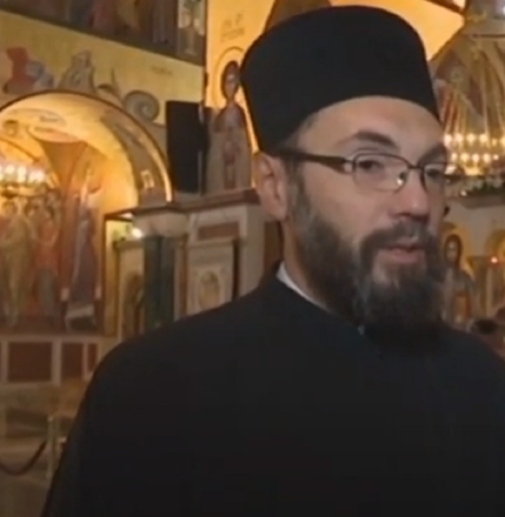 U policijsku stanicu odveden i paroh Branko Vujačić