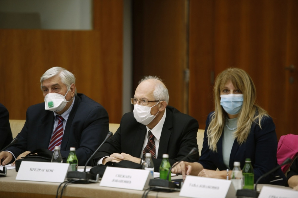 Lekari donose odluku koju cela Srbija čeka!