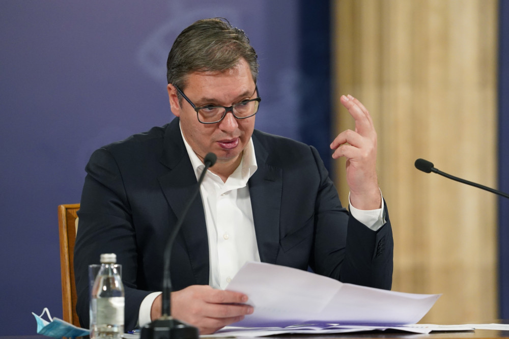 Dosad neviđeni skandal: Jeremićev saradnik uputio sramnu poruku predsedniku Vučiću (FOTO)