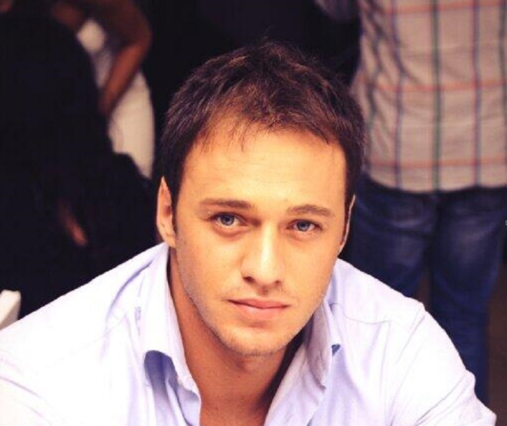 Identifikovan osumnjičeni za sačekušu u Belvilu: Policija intenzivno traga za ubicom Bojana Mirkovića