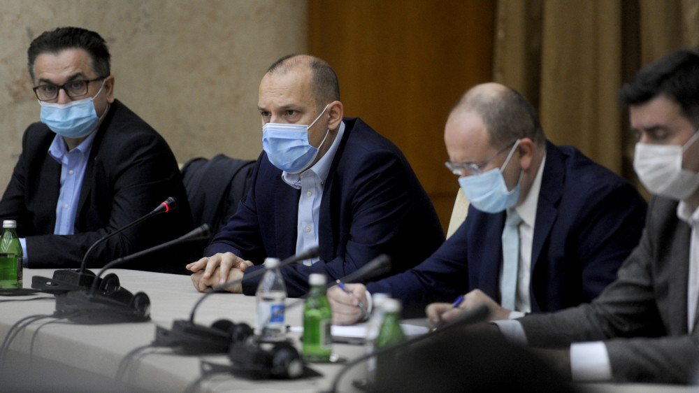 Lončar sutra prvi u Srbiji prima kinesku vakcinu protiv korona virusa