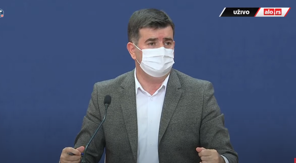 Oglasio se Mirsad Đerlek i razvejao sve sumnje oko bezbednosti vakcina