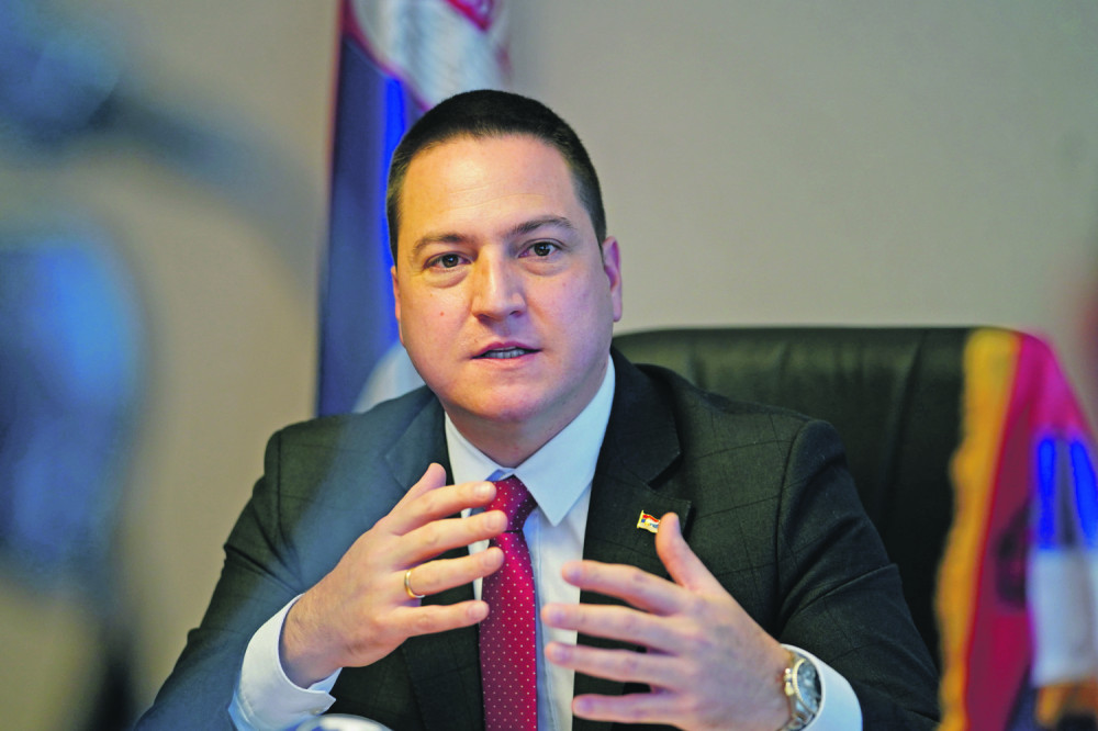 Ministar je saopštio da je apsurdno da se direktori saslušavaju jer poštuju mere Kriznog štaba