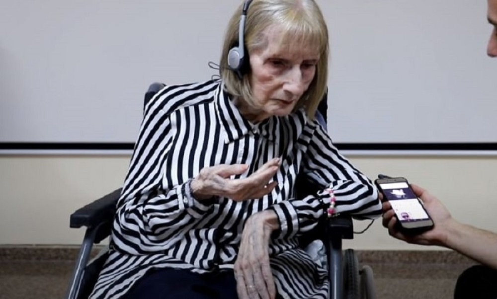 Nikad zaboravljeni pokreti bivše balerine sa Alzhajmerom (UZNEMIRUJUĆI VIDEO)