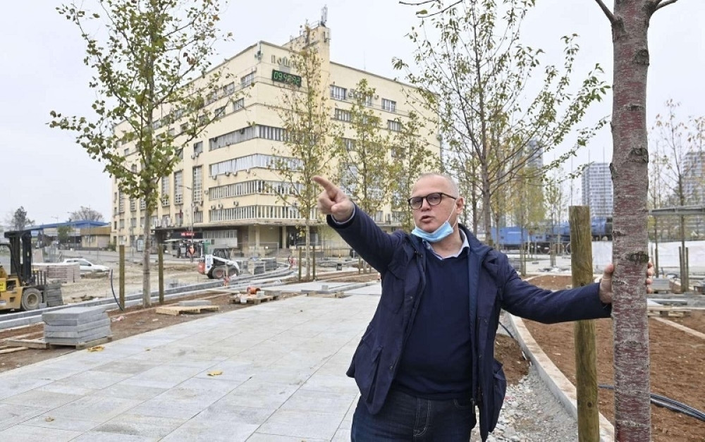 Na Savskom trgu zasađena nova 32 stabla